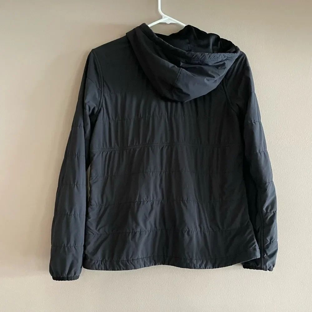 North Face jacket - Picture 6 of 6